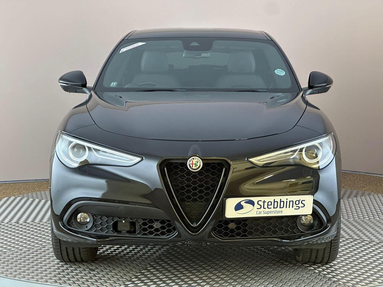 Alfa Romeo Stelvio AO70YYE