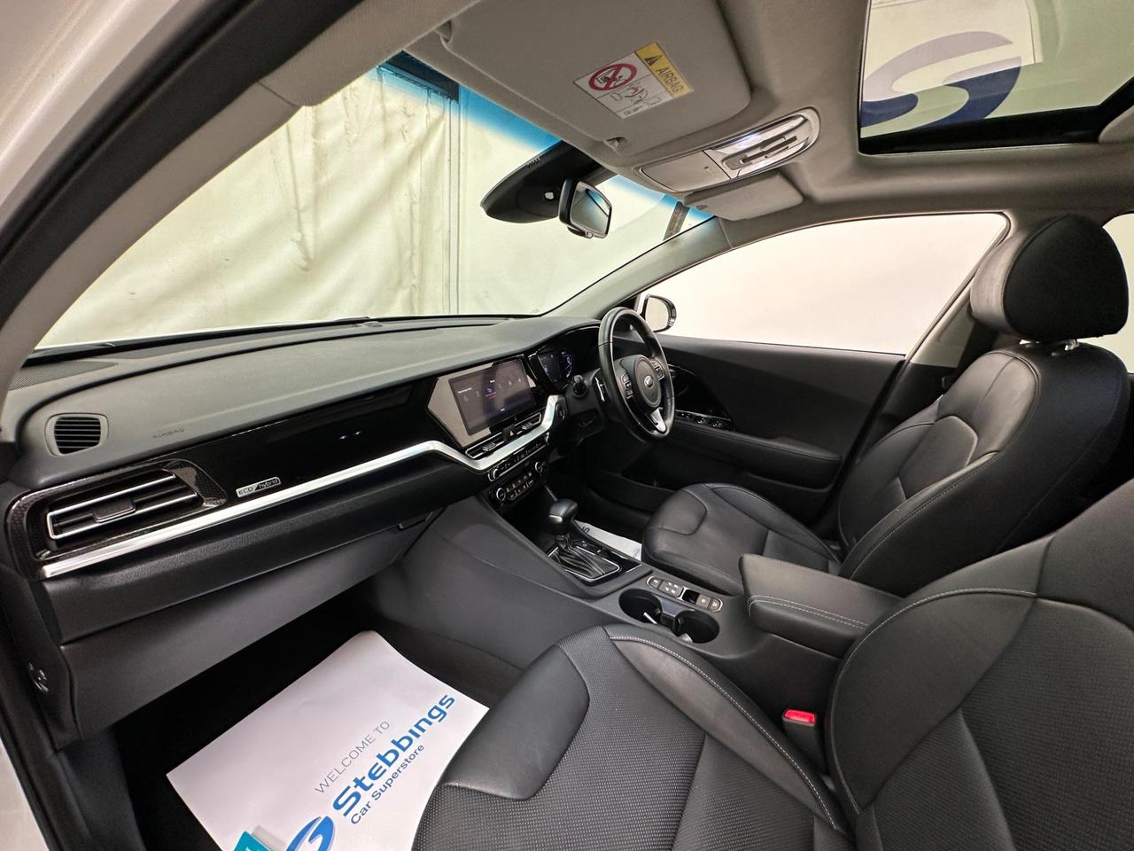 Kia Niro WN69JFA