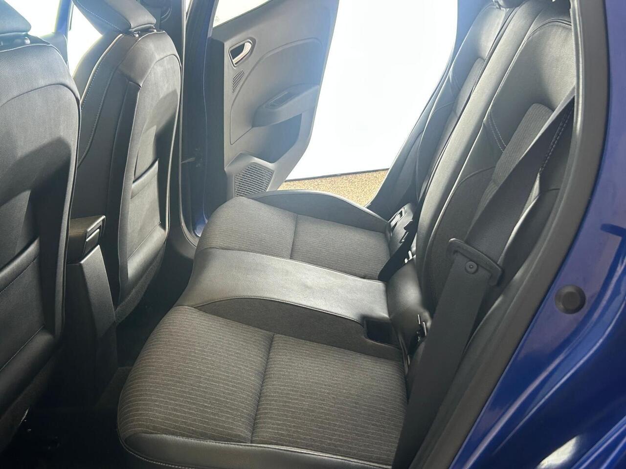 Renault Clio AK23UCE