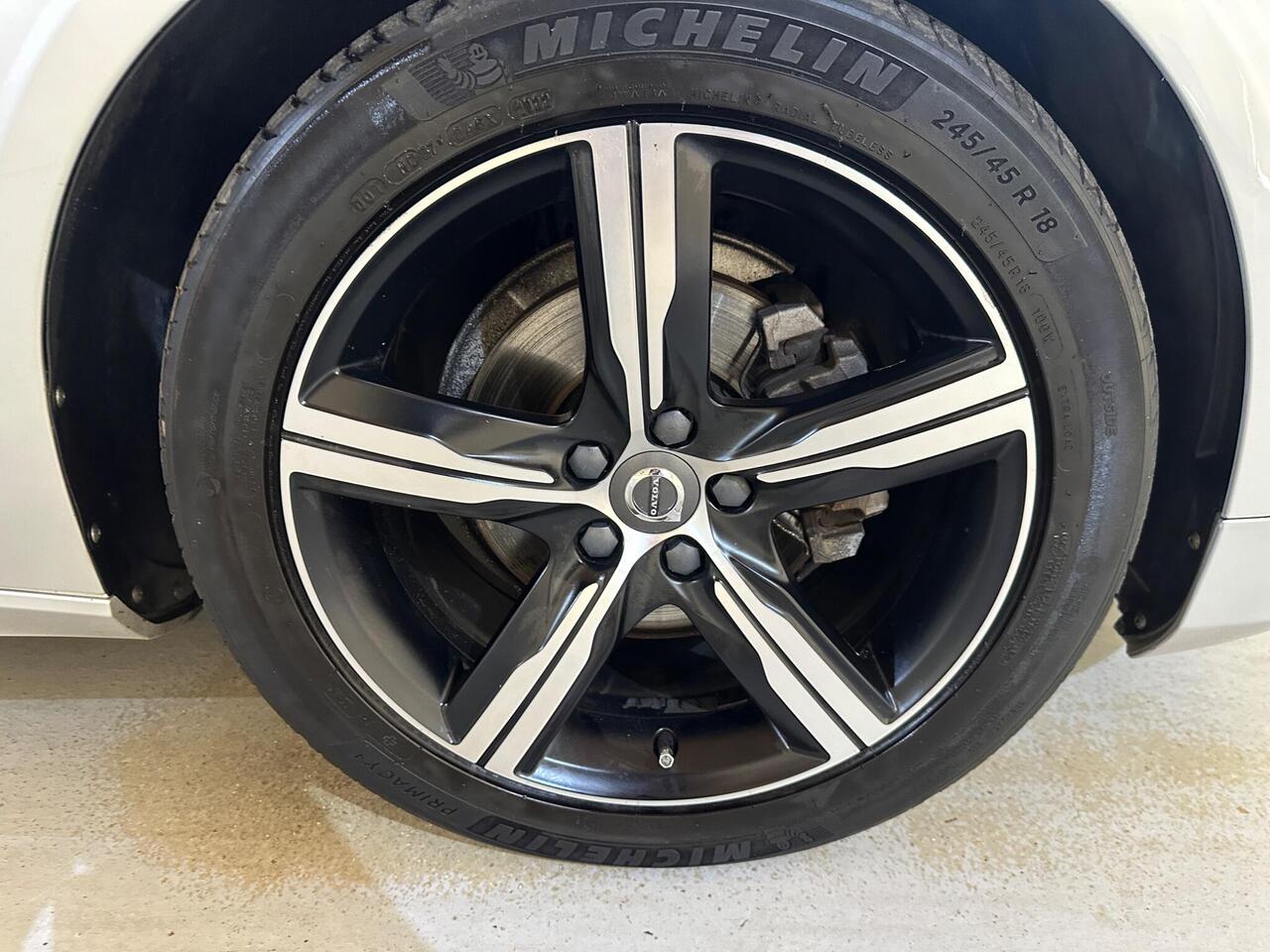 Volvo S90 SF68UOS