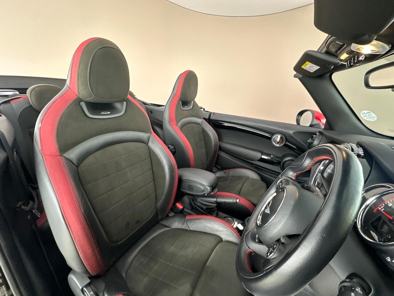 MINI Convertible LB18HTV