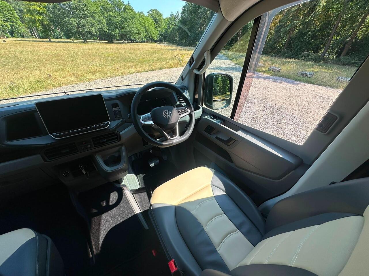 Volkswagen Crafter DX26ZHU