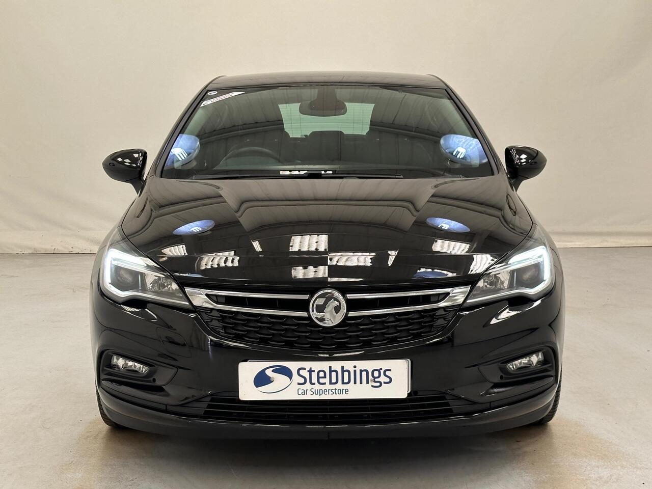 Vauxhall Astra VU68DFJ
