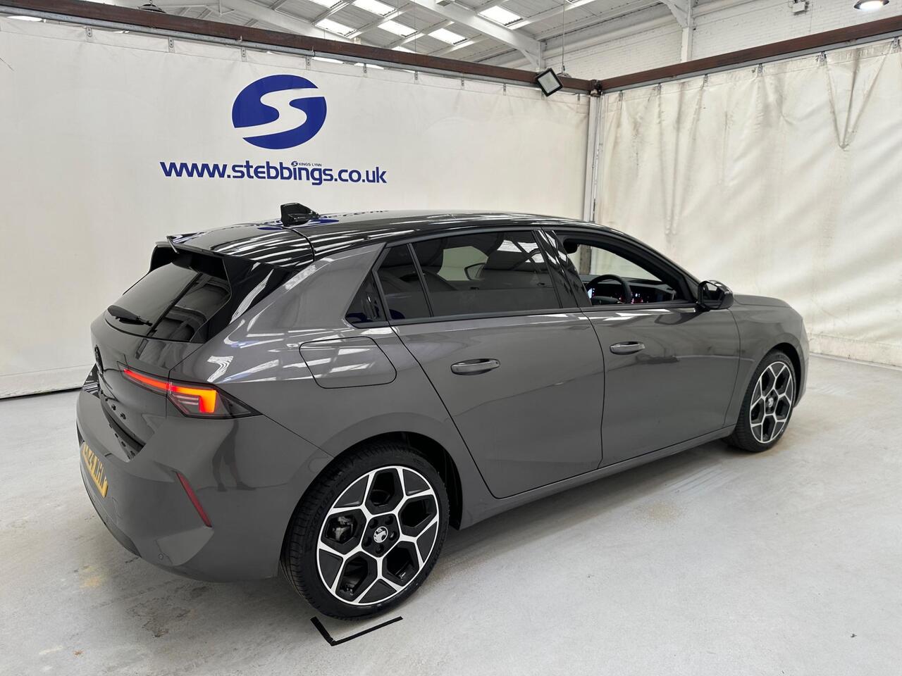 Vauxhall Astra CK24WHW
