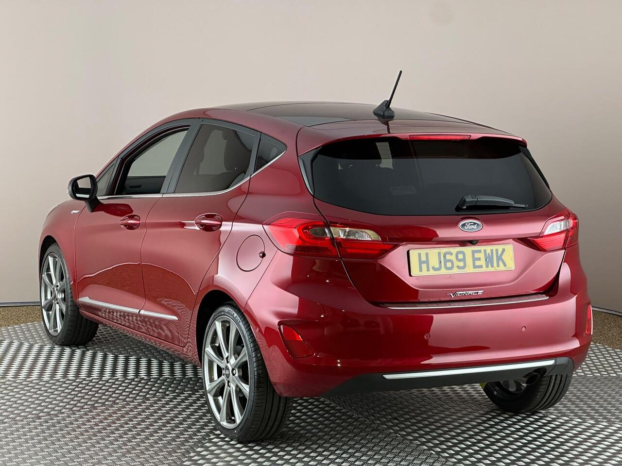 Ford Fiesta HJ69EWK