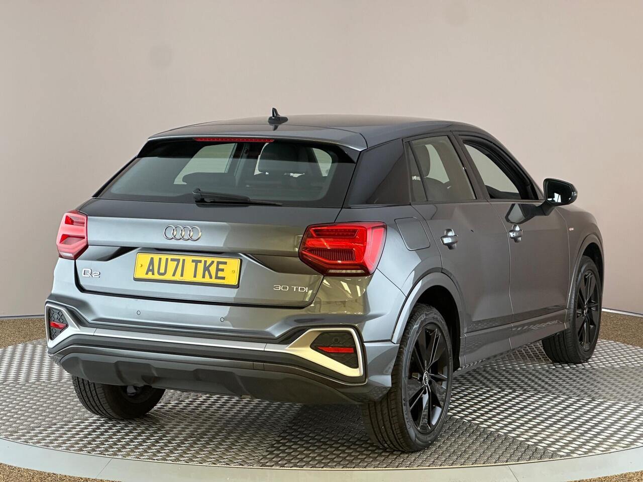 Audi Q2 AU71TKE