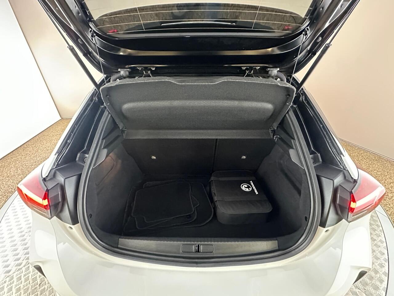 Vauxhall Corsa Electric SA74UHU