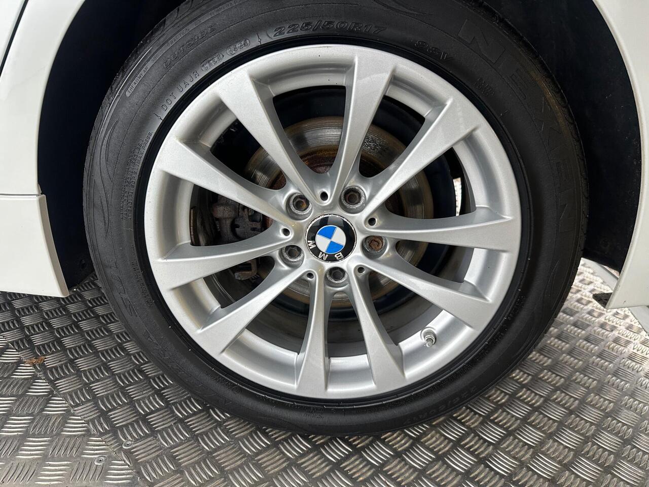 BMW 3 Series MV68EOA