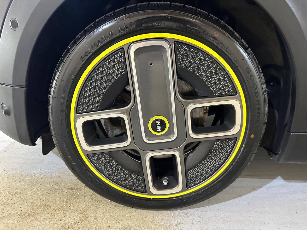 MINI Electric Hatch YG20SXZ