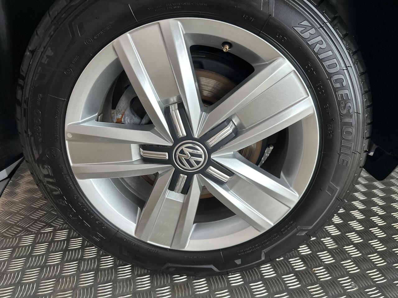 Volkswagen Transporter EK24URH