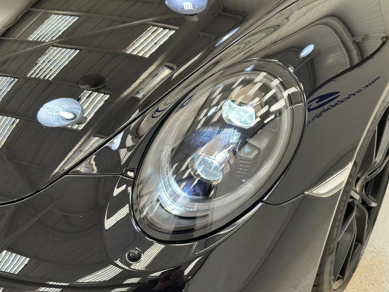 Porsche 911 PX18YDL
