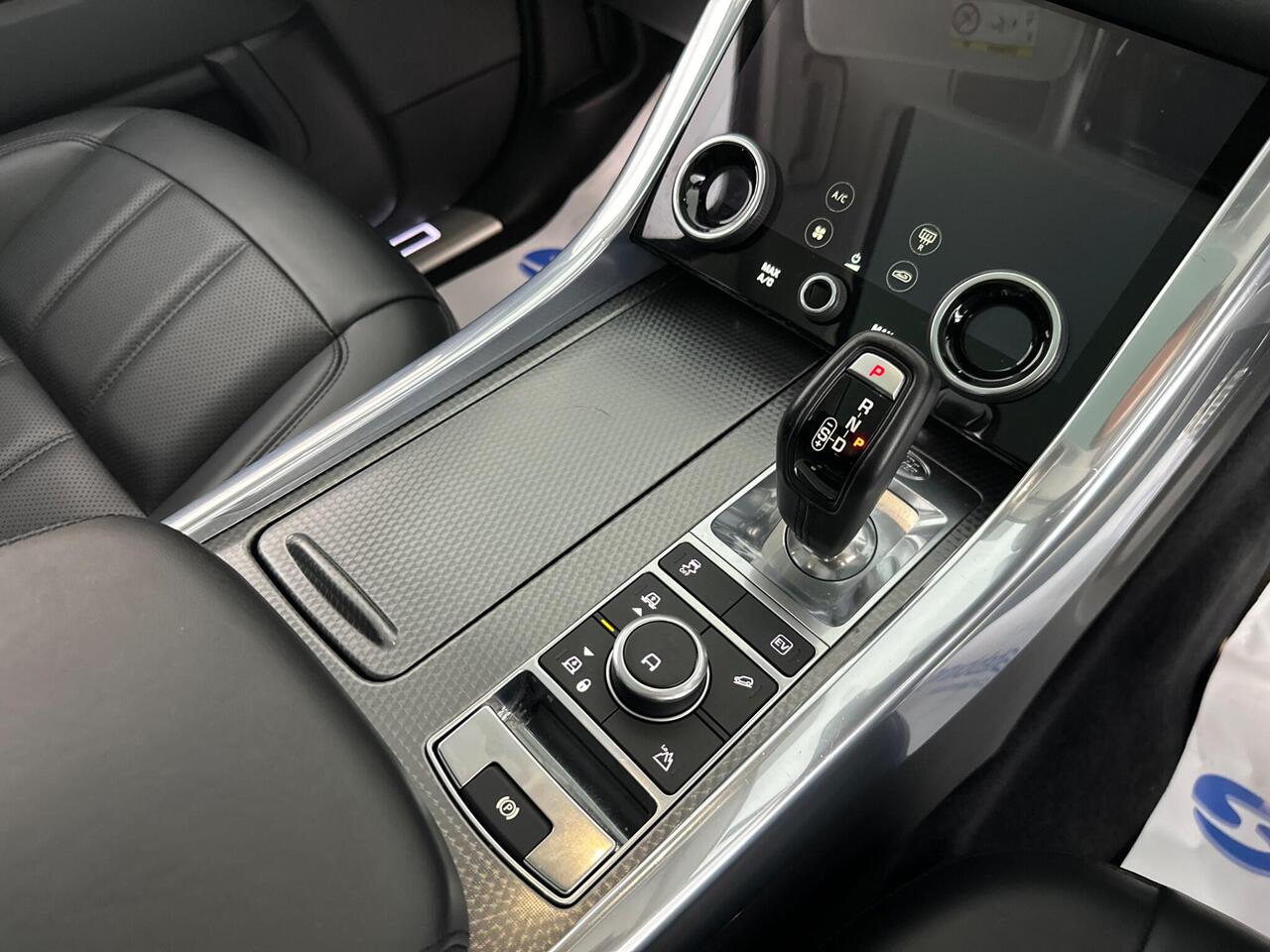 Land Rover Range Rover Sport YF71NPY