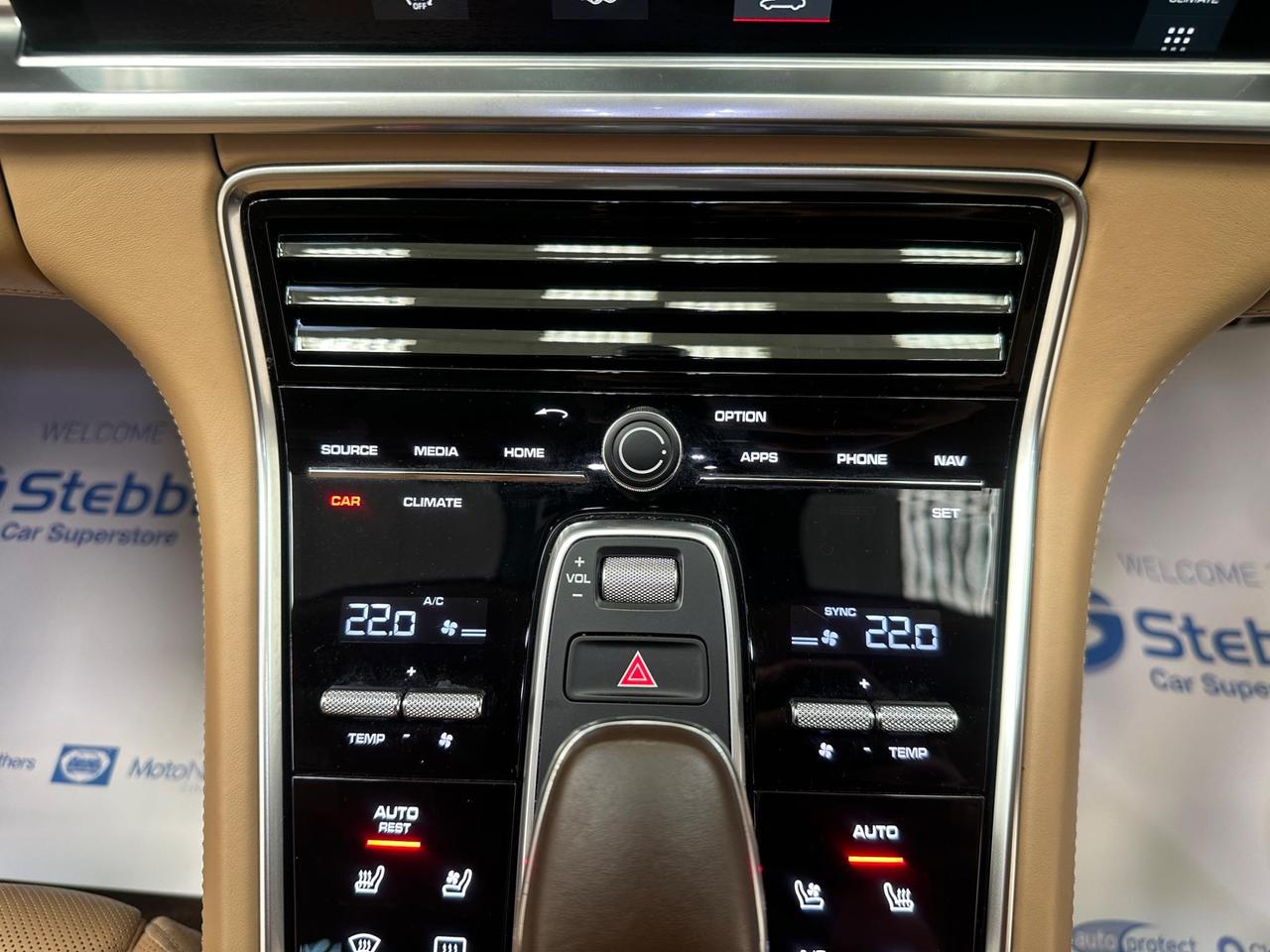 Porsche Panamera LA17VFV