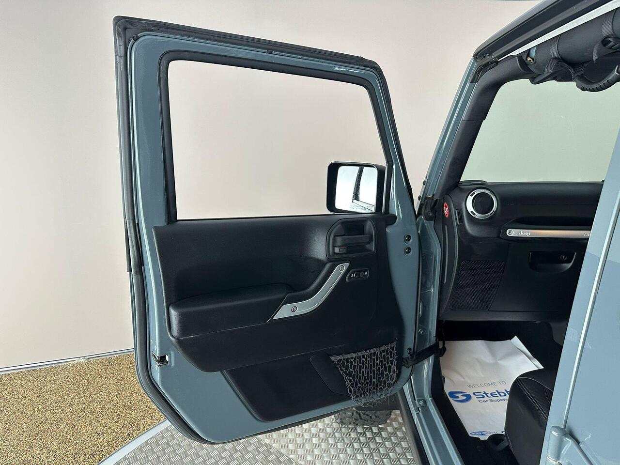 Jeep Wrangler OE64CPV