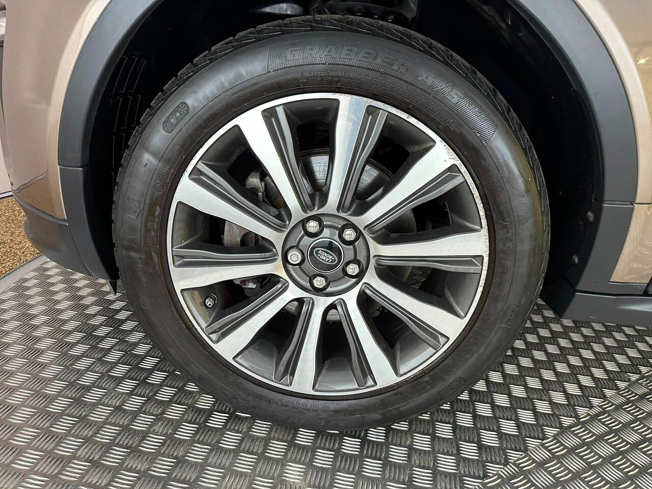 Land Rover Range Rover Evoque YR67LLG