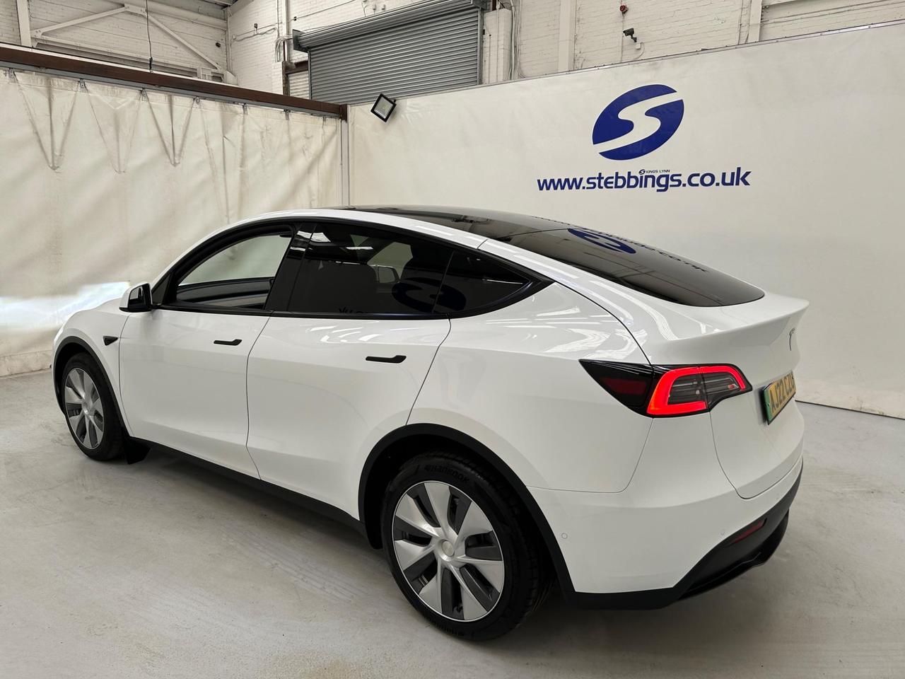 Tesla Model Y AJ22CZU
