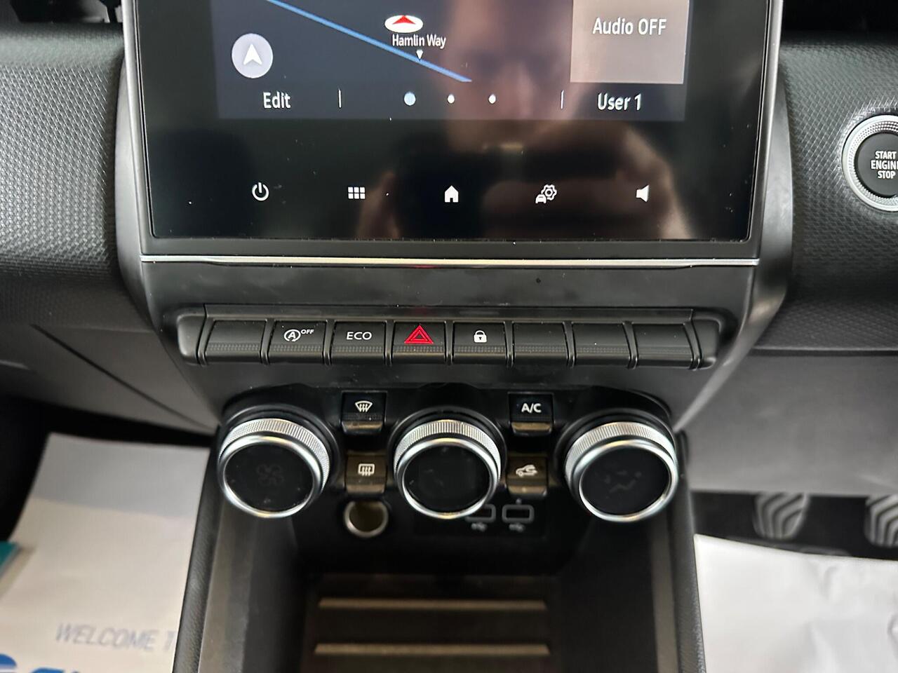 Renault Clio YC71OJA