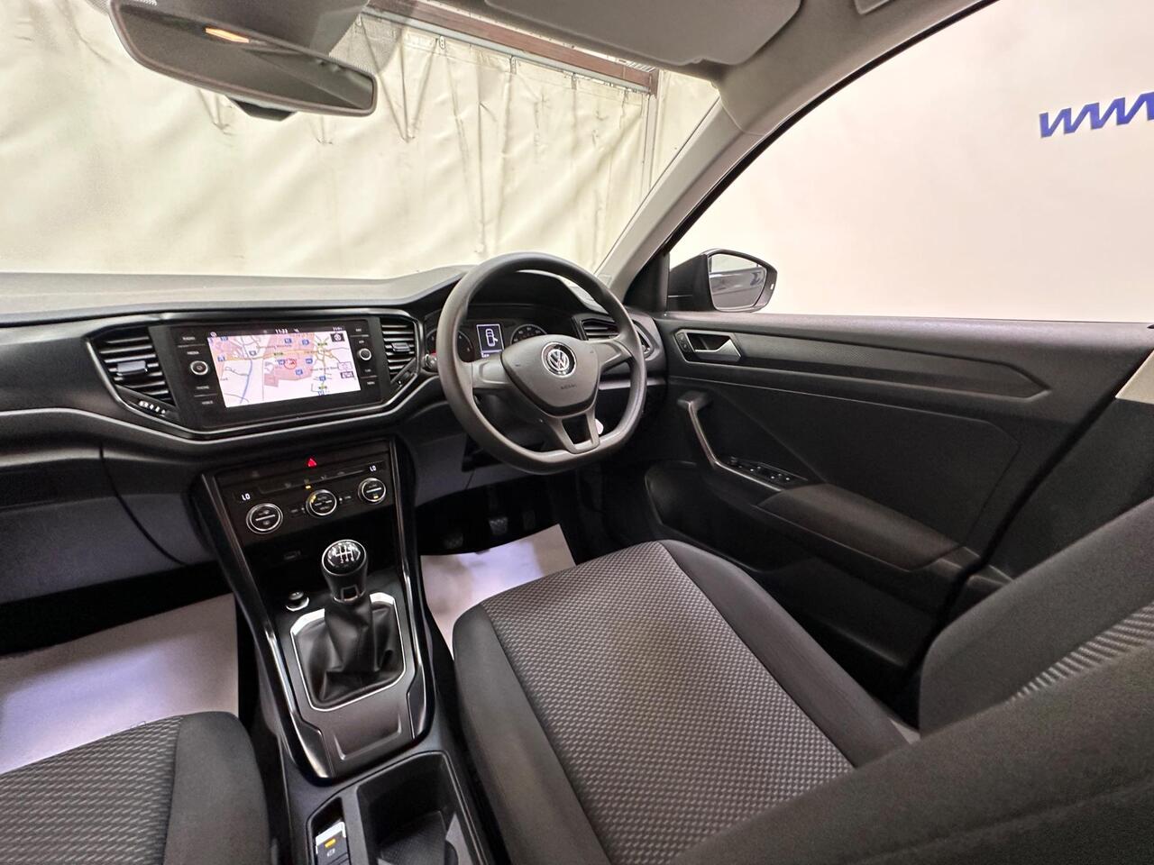 Volkswagen T-Roc DG69WKN