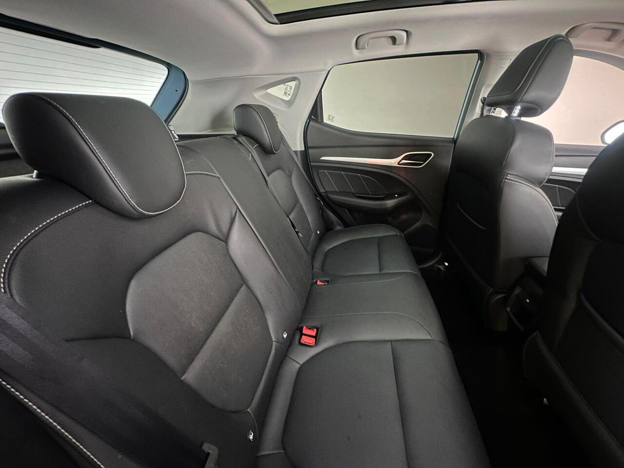 MG MG ZS PN71FBL