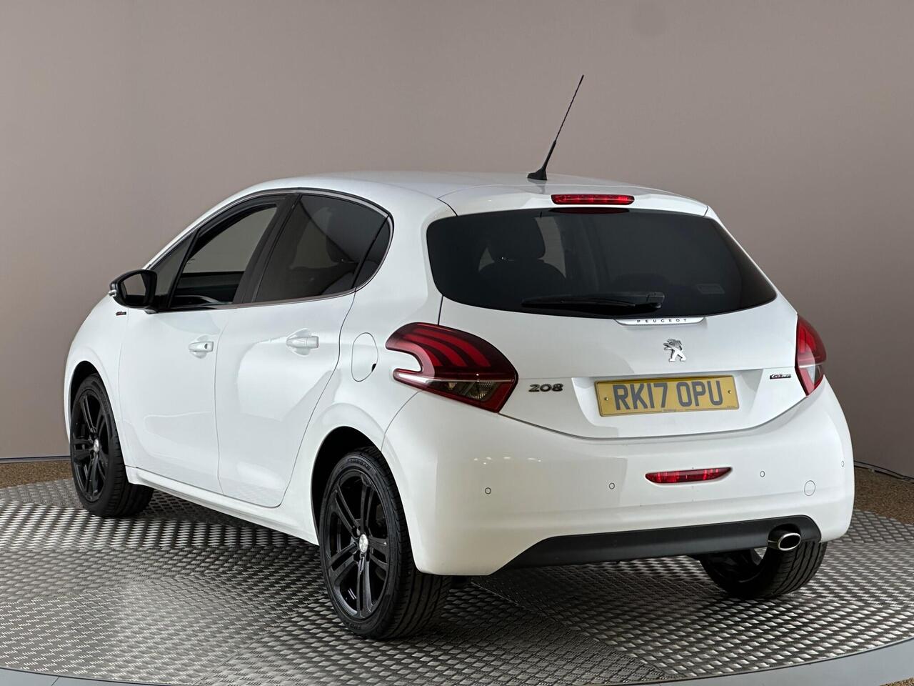 Peugeot 208 RK17OPU