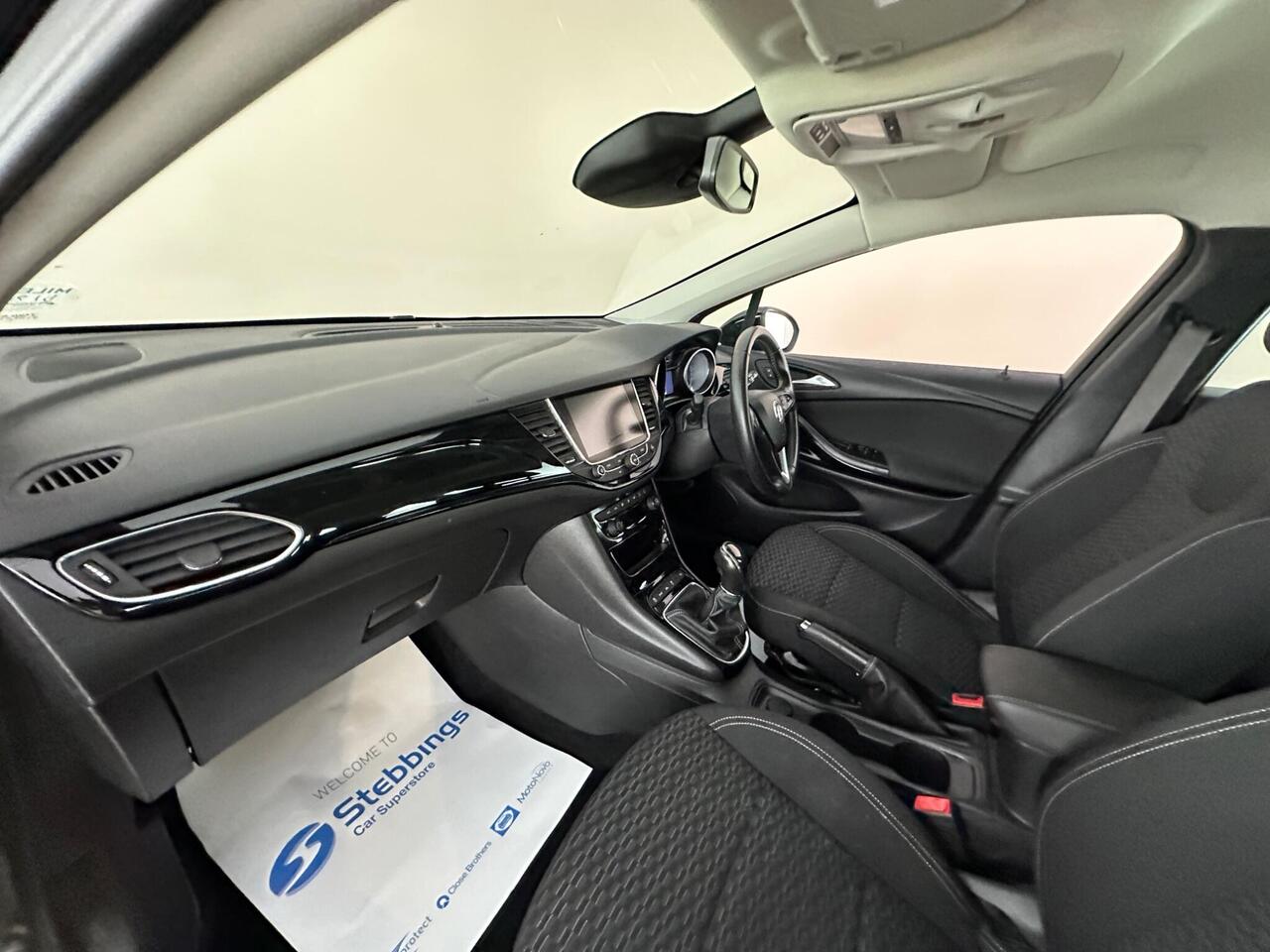 Vauxhall Astra KU18RYK