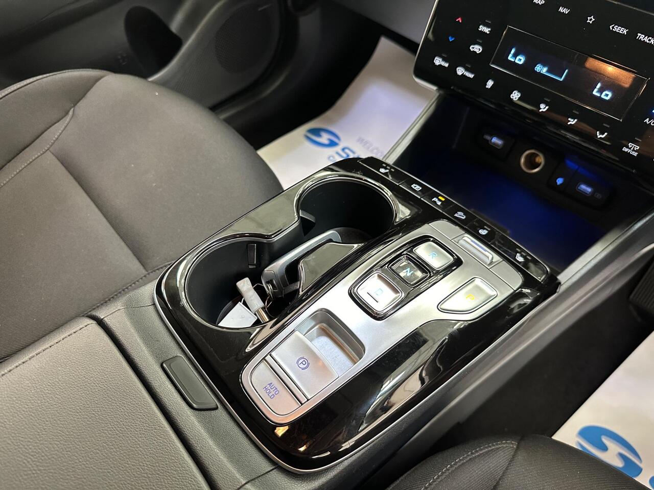 Hyundai TUCSON AJ21GCU
