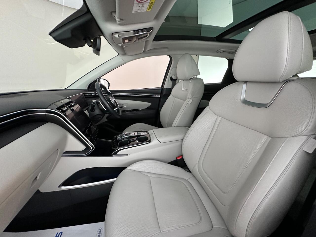 Hyundai TUCSON AX22AYS