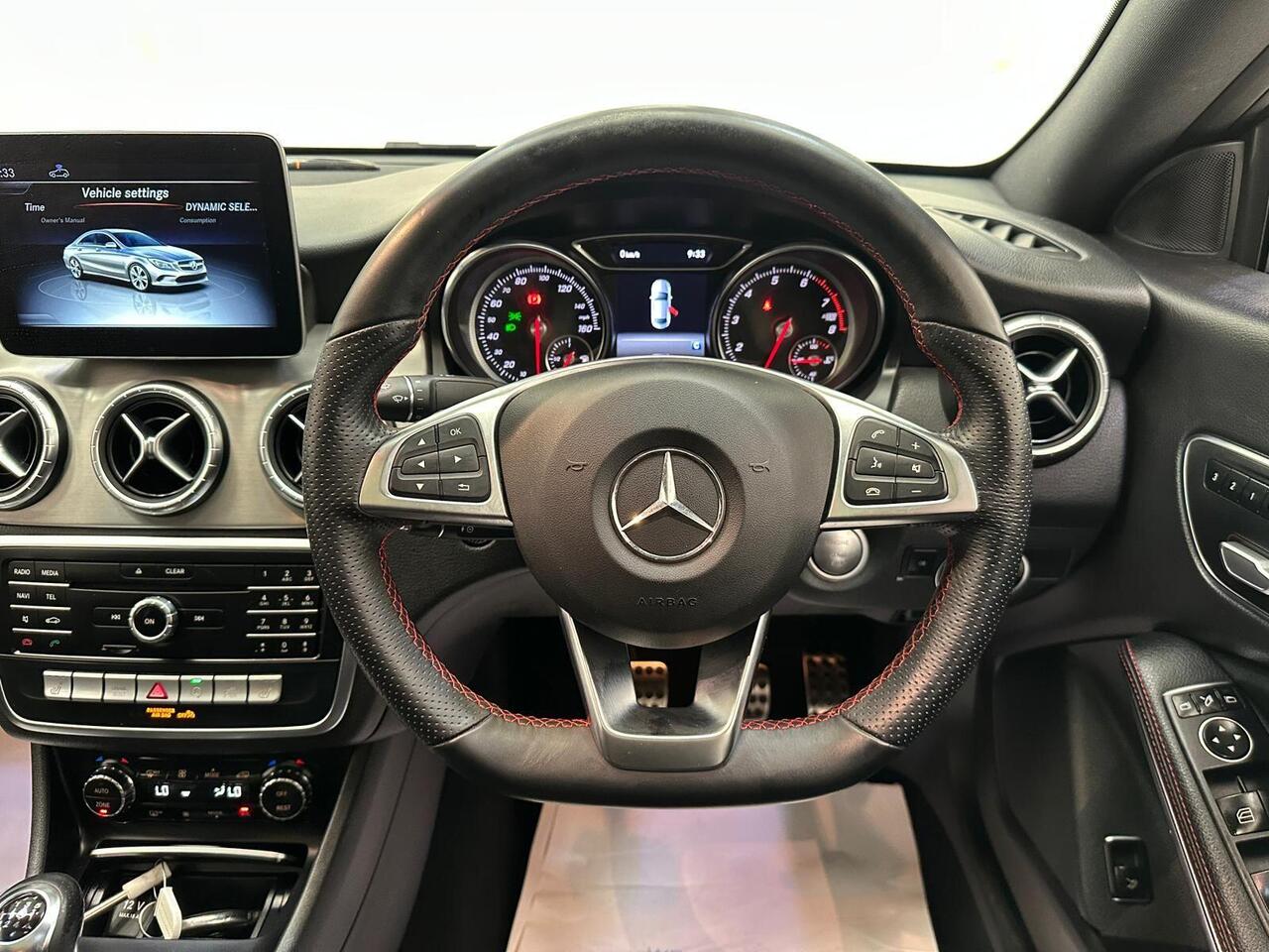 Mercedes-Benz CLA WX19OCJ