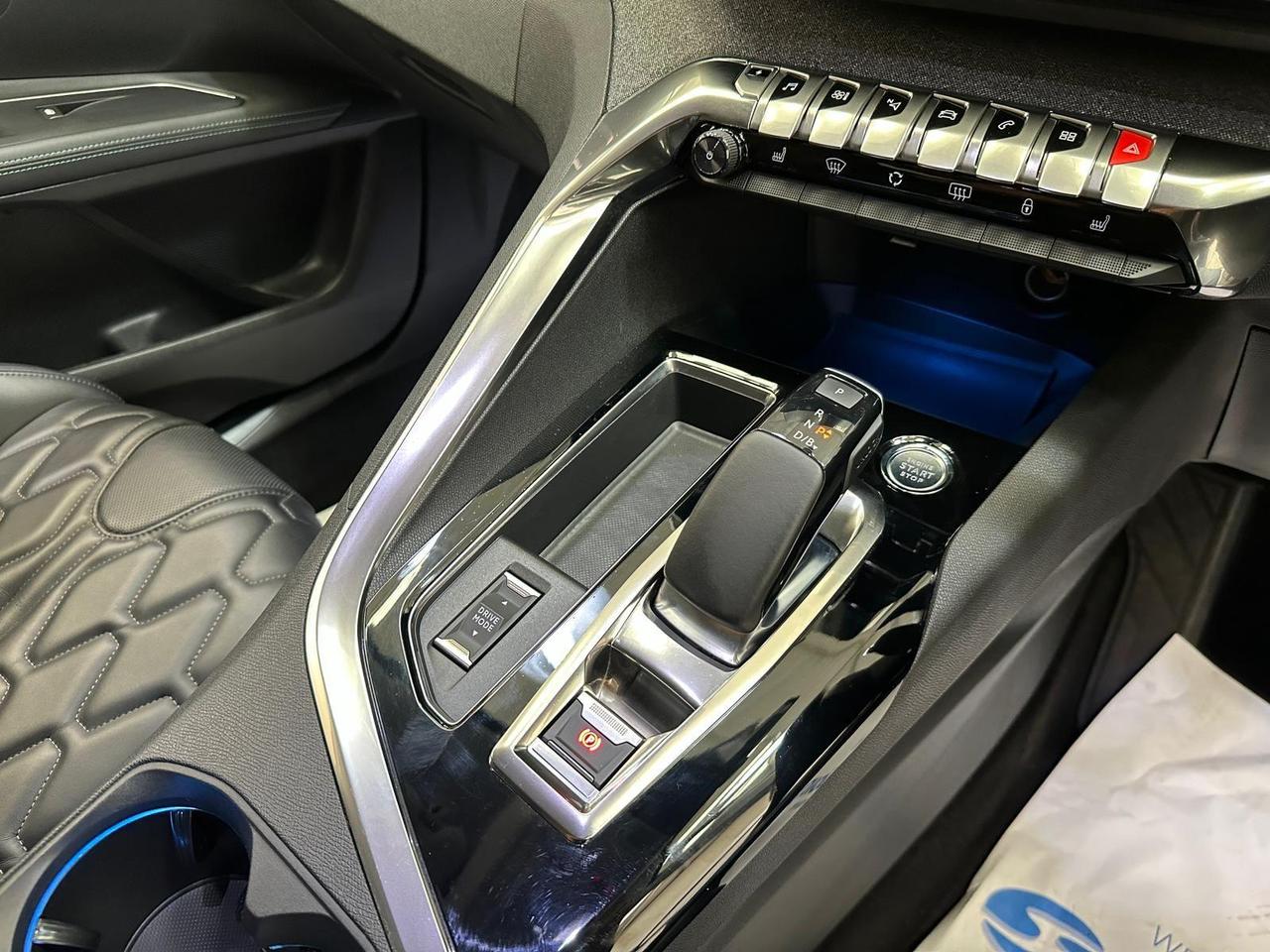 Peugeot 3008 VU71KBN