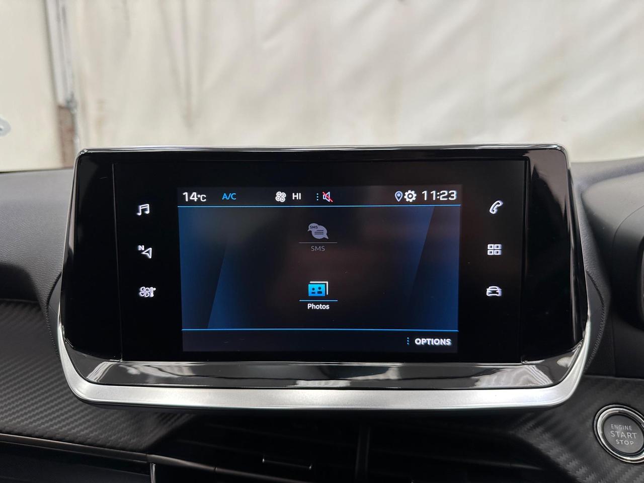 Peugeot 208 AJ23DWM