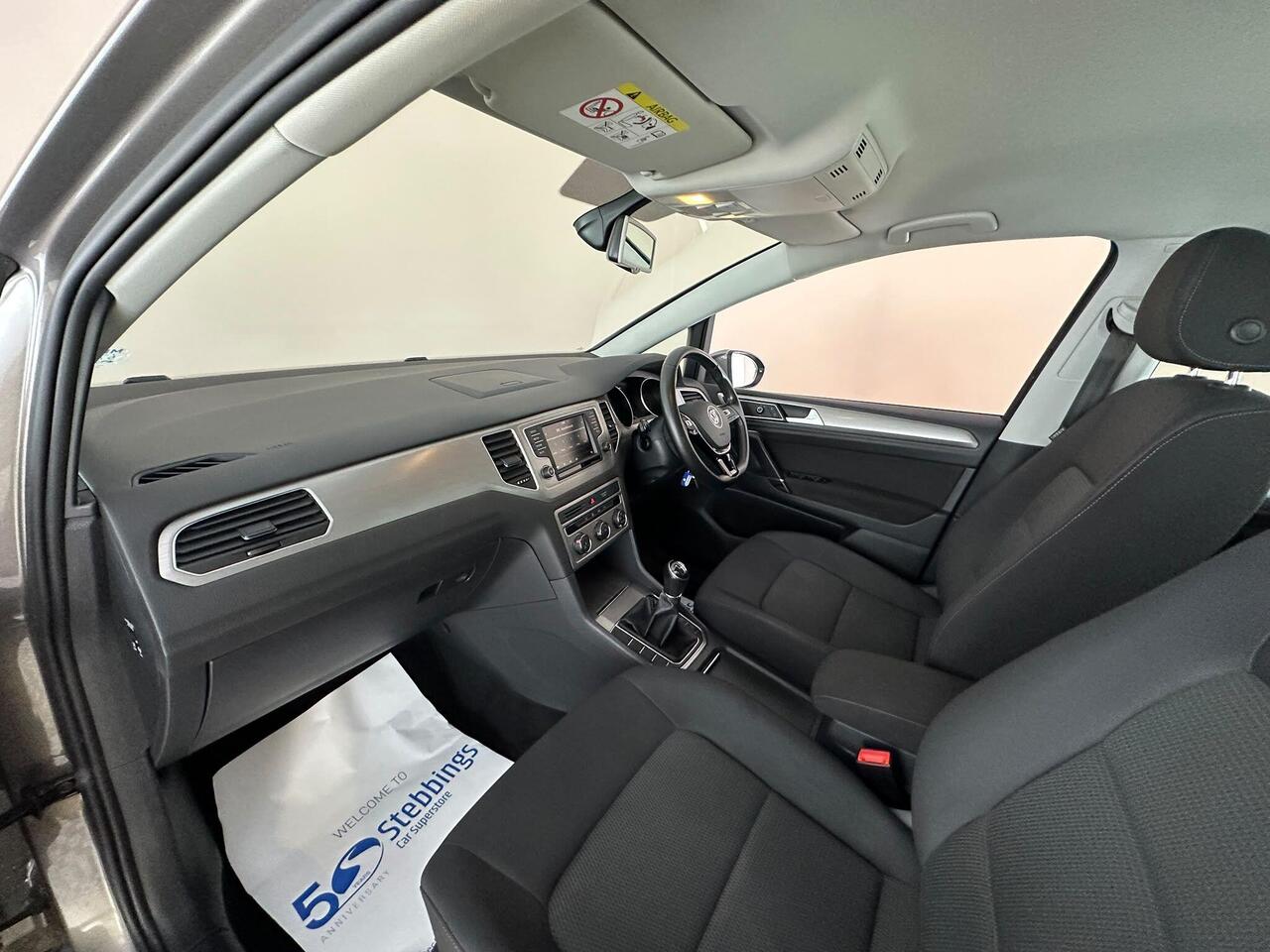Volkswagen Golf SV GJ16KYG