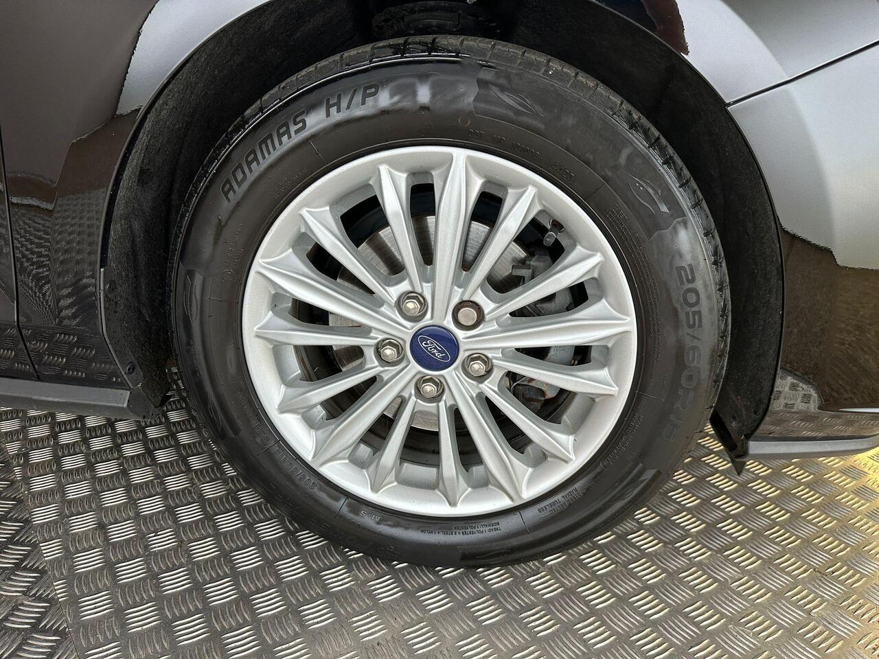 Ford Focus AO69TXA
