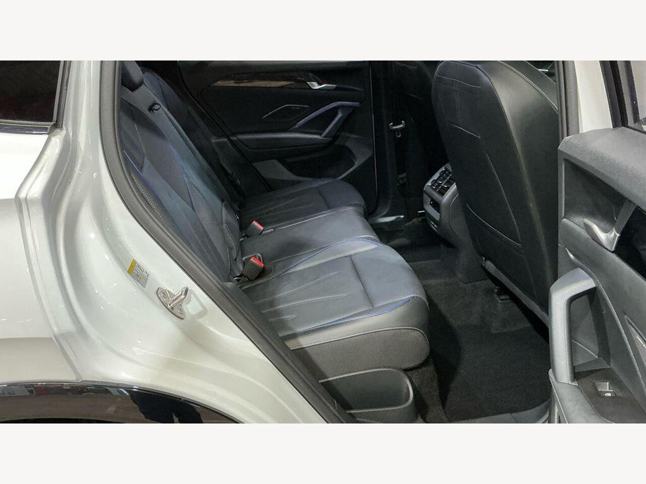 Volkswagen Tiguan WJ25GGU