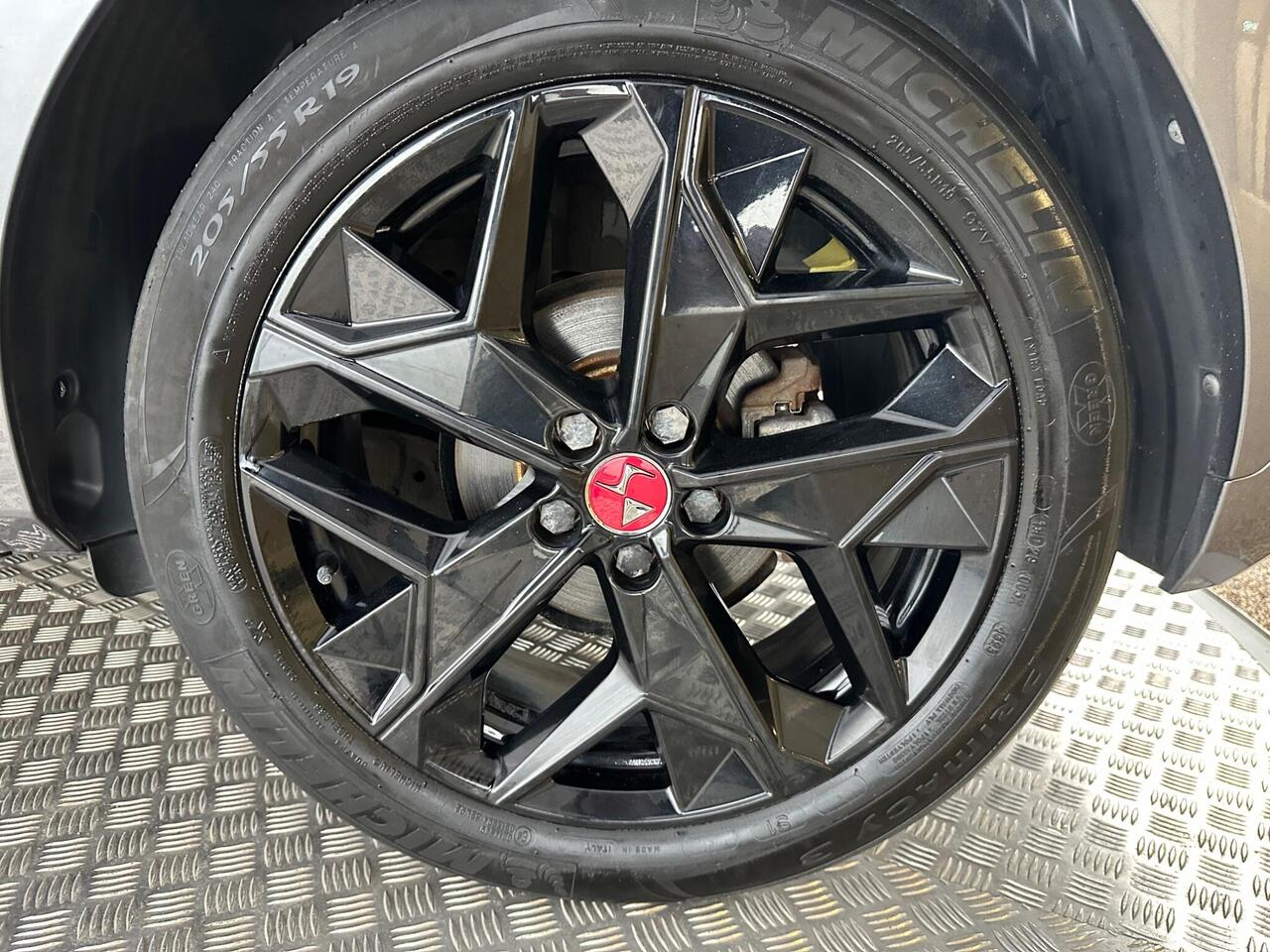 DS AUTOMOBILES DS 4 CF72HCK