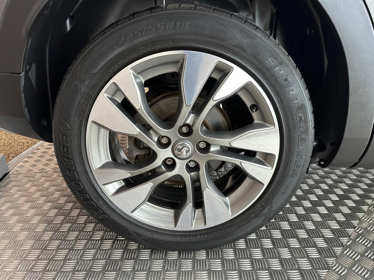 Vauxhall Grandland X DY68ZWW