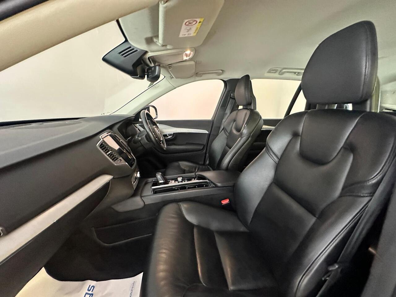 Volvo XC90 YY69PVT