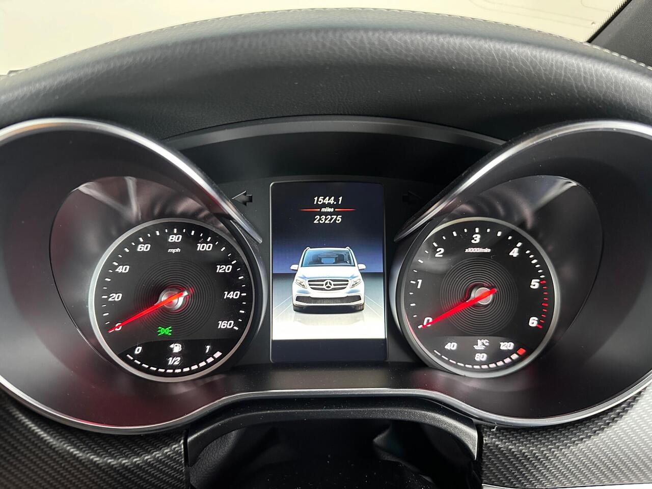 Mercedes-Benz V Class LR20TUV