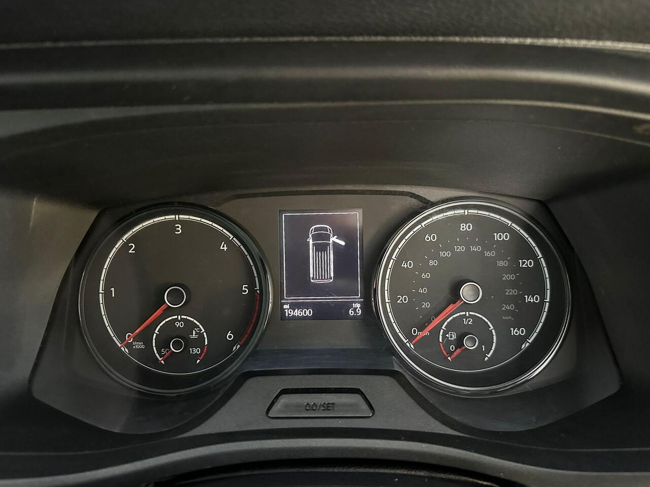 Volkswagen Transporter FG70LZB