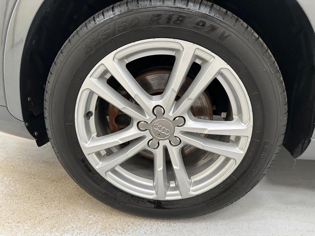 Audi Q3 CE68GWY