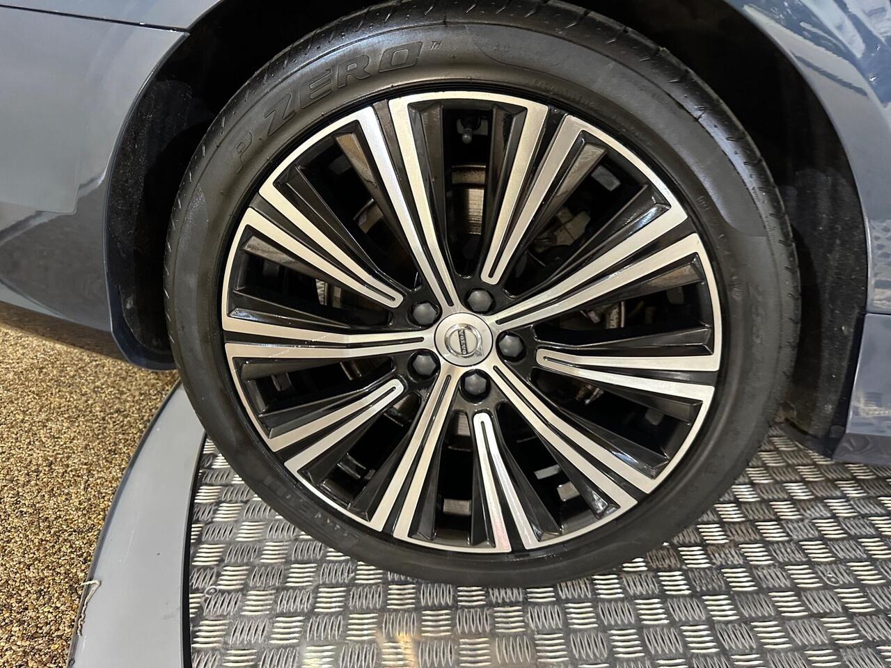 Volvo V90 YS21KZW