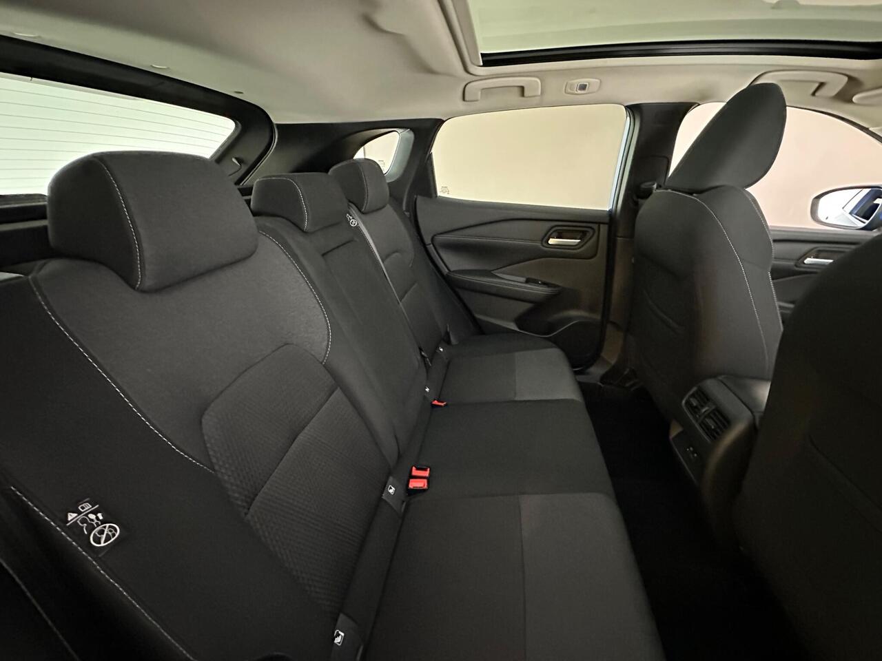 Nissan Qashqai EA21POV