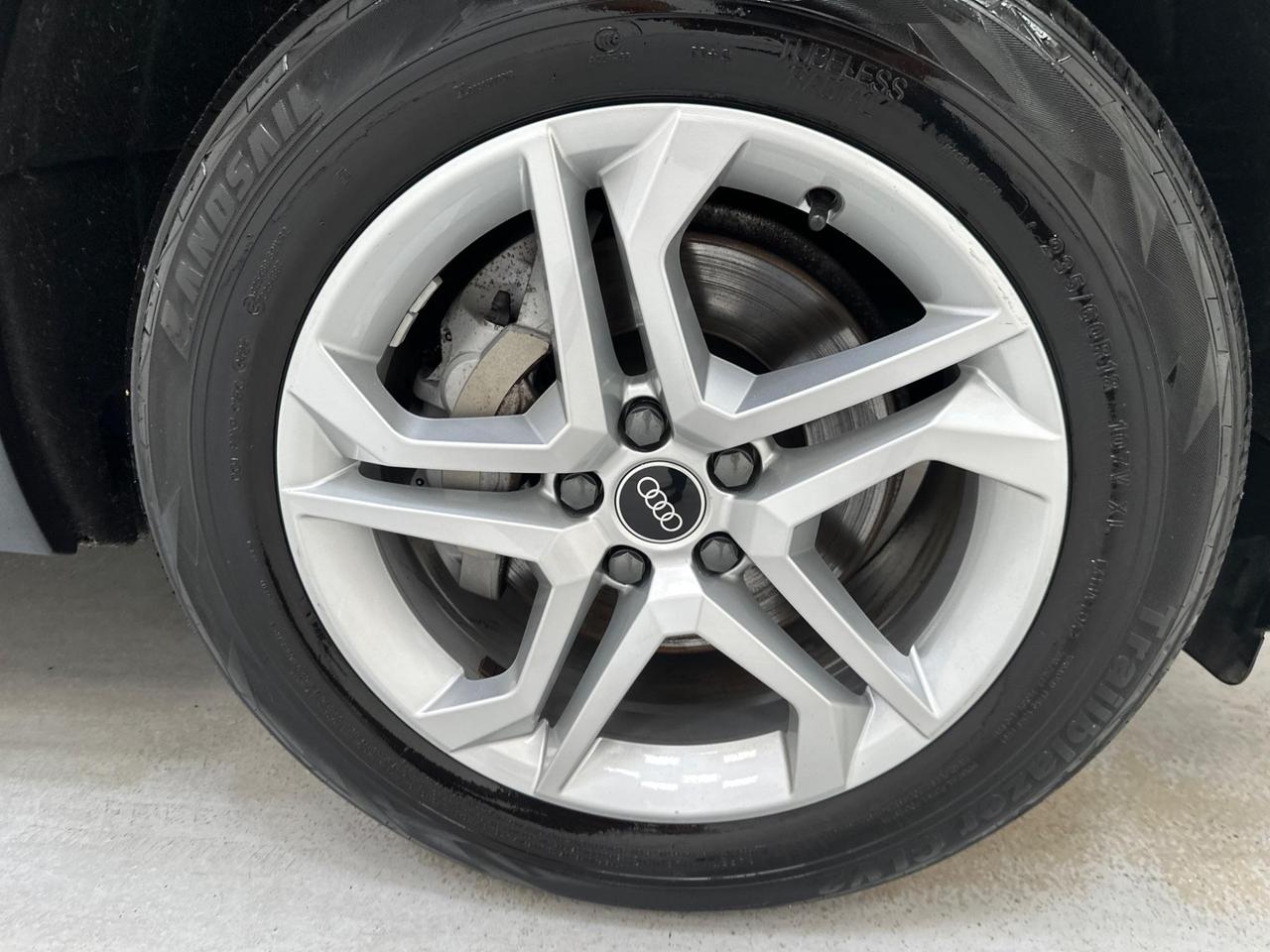 Audi Q5 JE22JAE