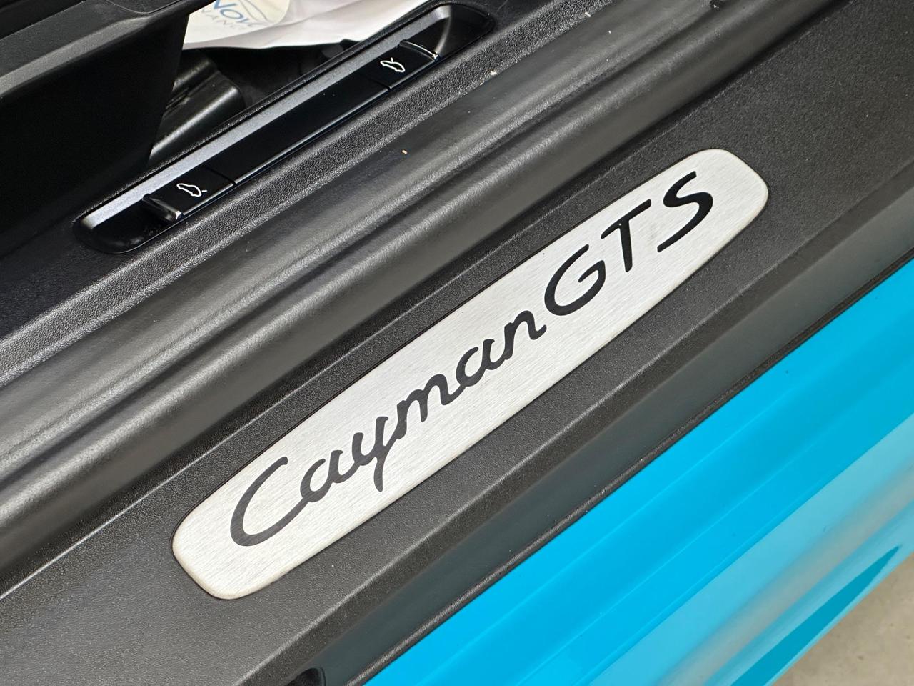 Porsche 718 Cayman AF19HFM