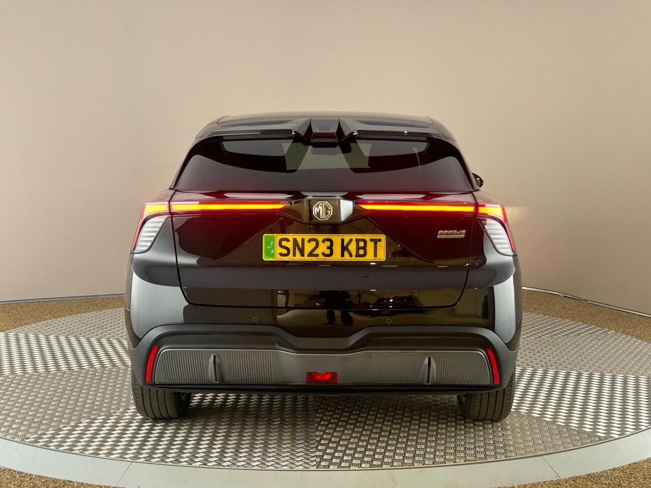 MG MG4 SN23KBT