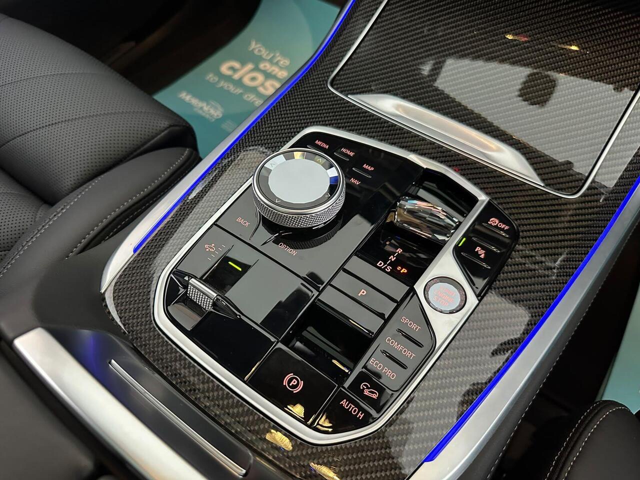 BMW X7 AU74GRK