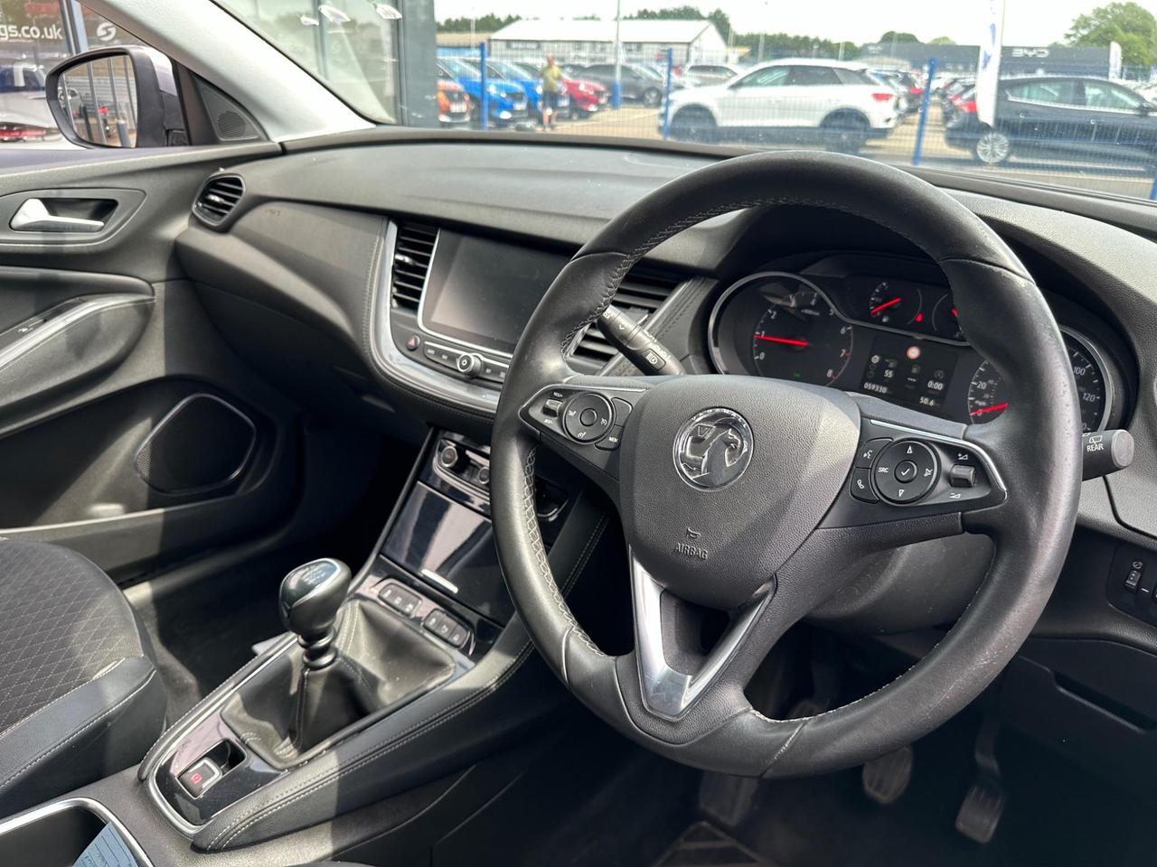 Vauxhall Grandland X DP18YDT
