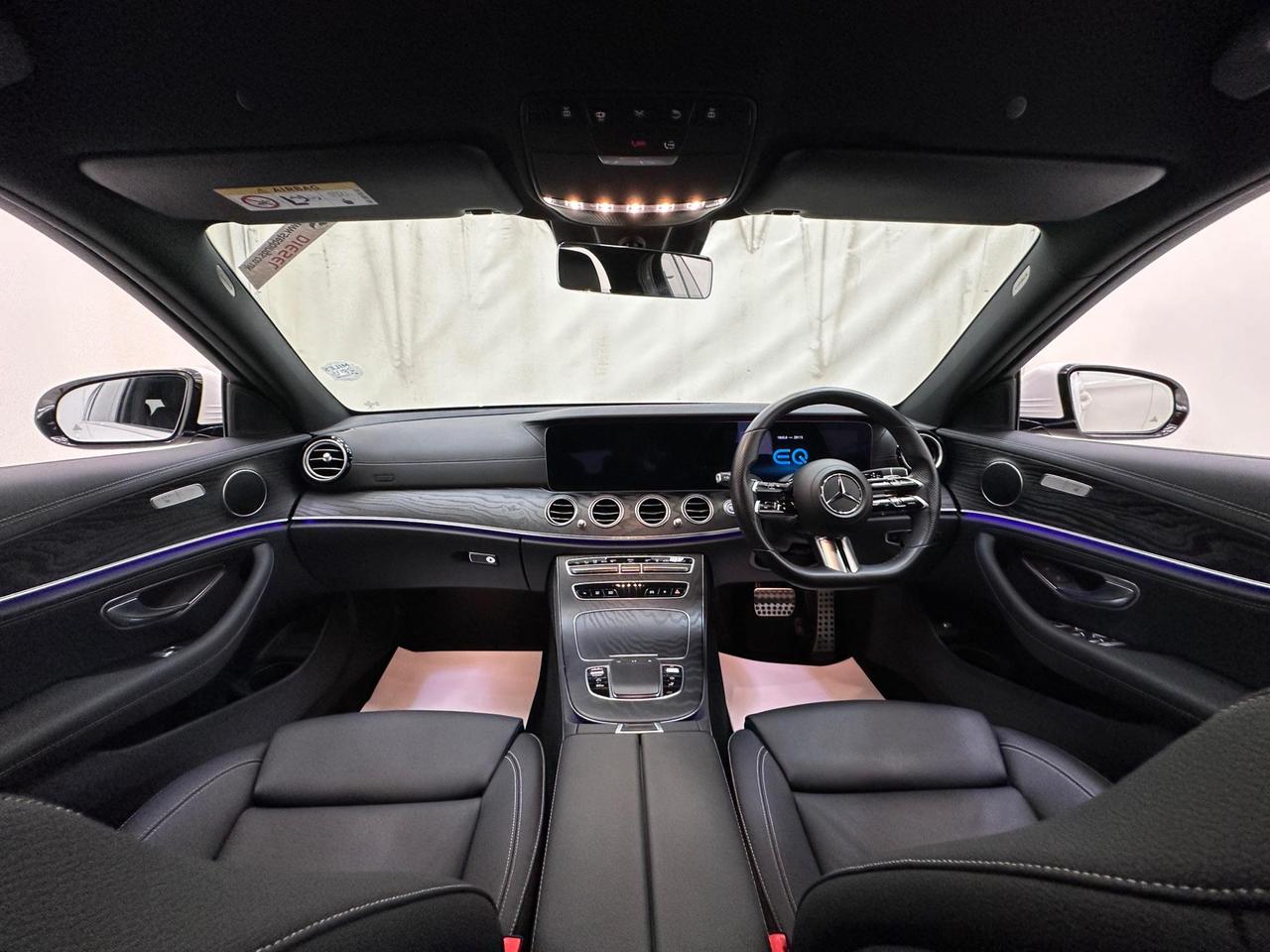 Mercedes-Benz E Class LO70NUB