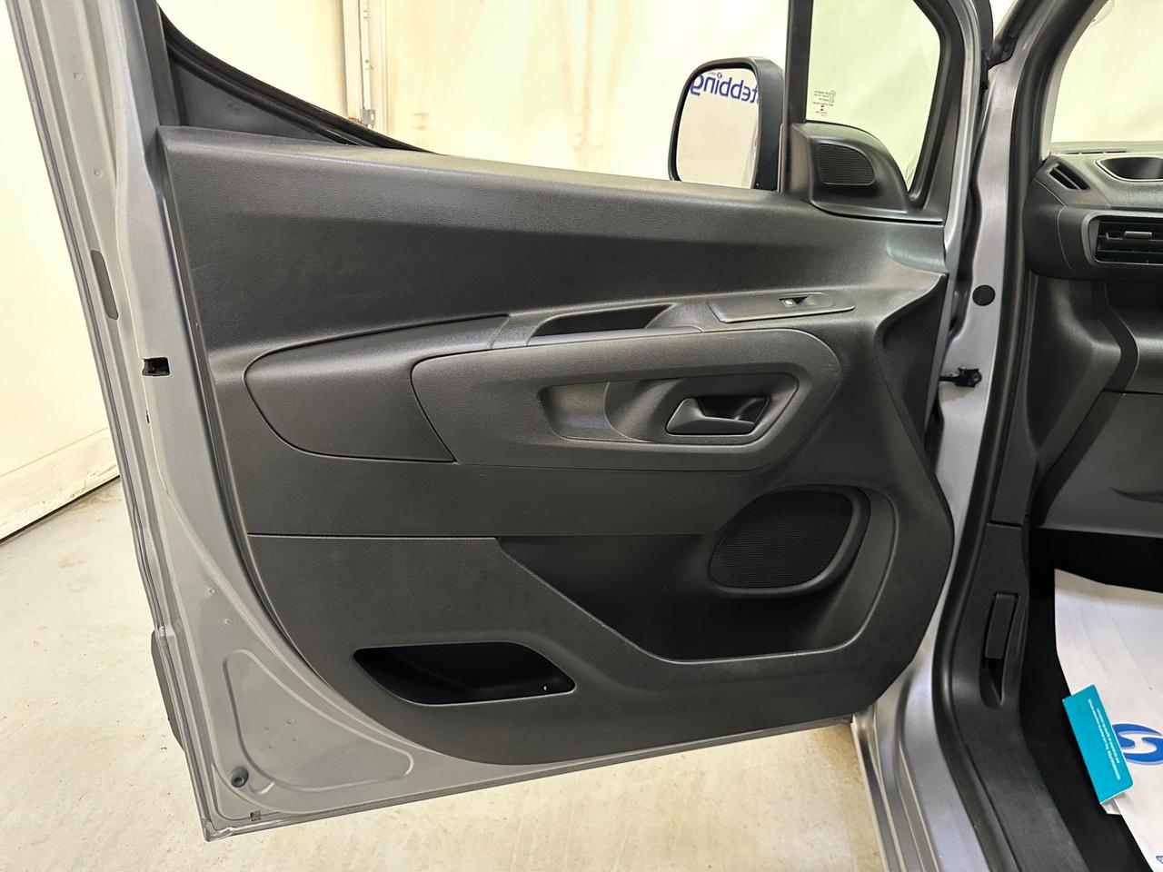 Vauxhall Combo WM19WRK