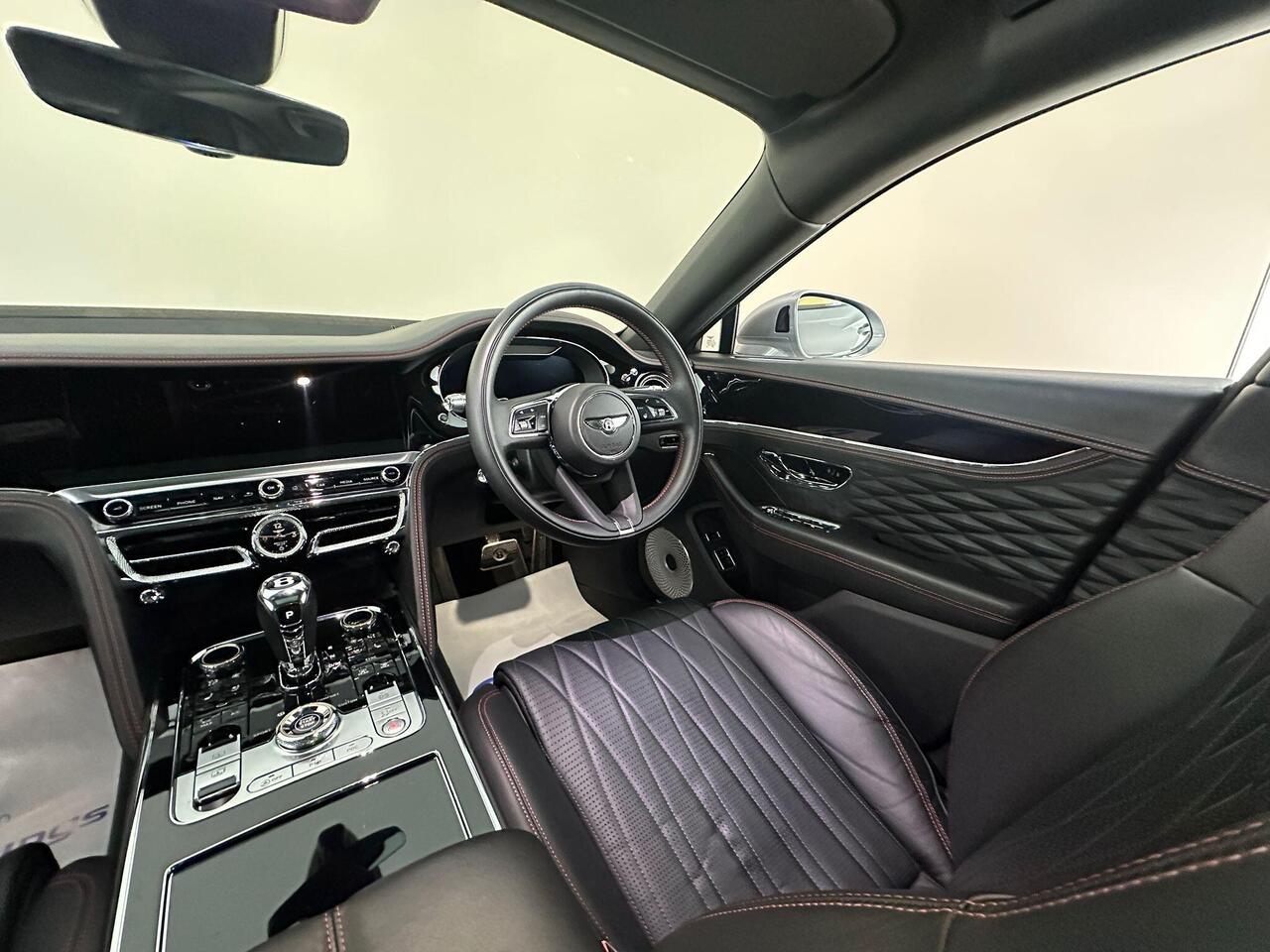 Bentley Flying Spur SN71VZD