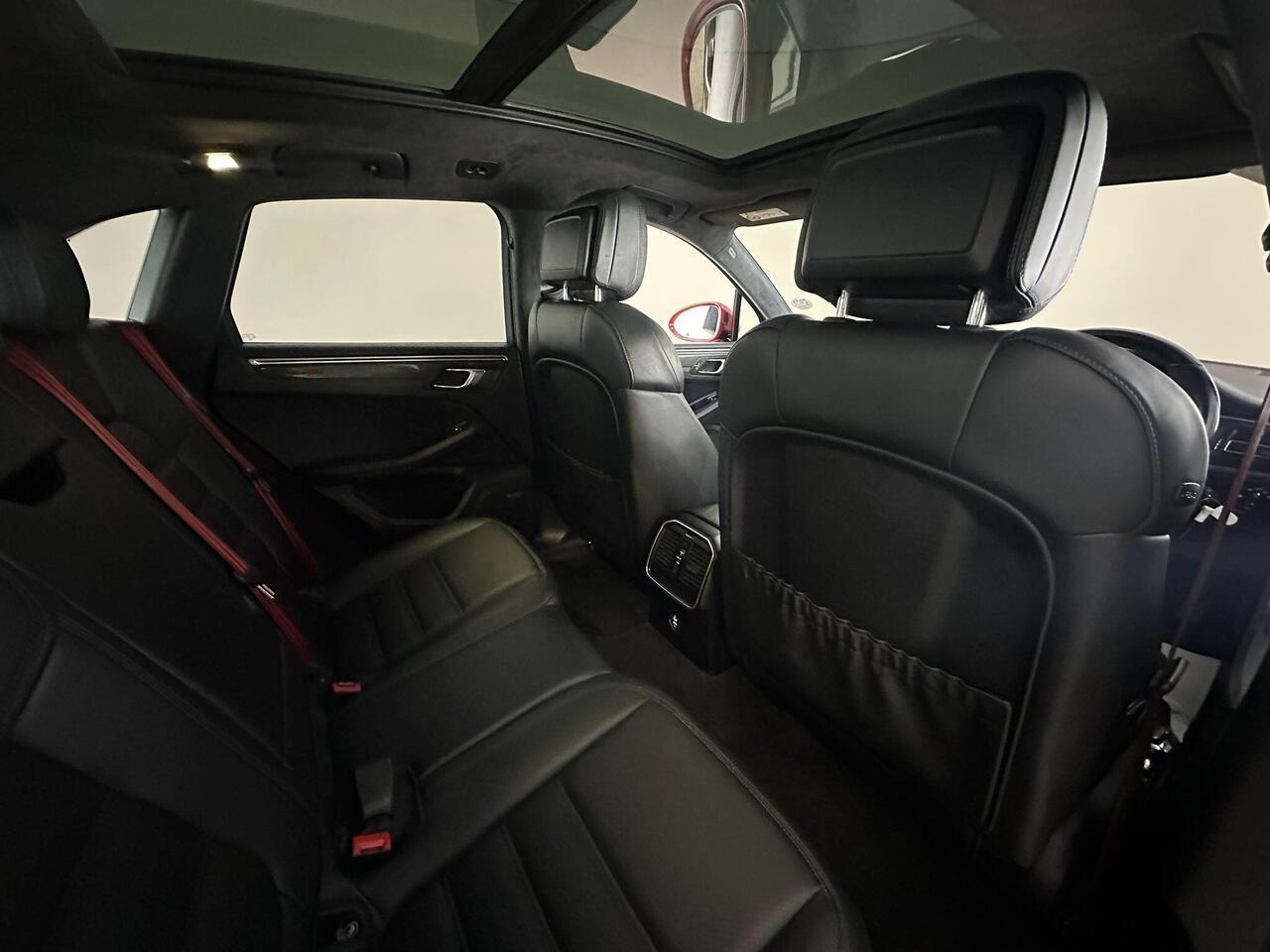 Porsche Macan GN69VBJ